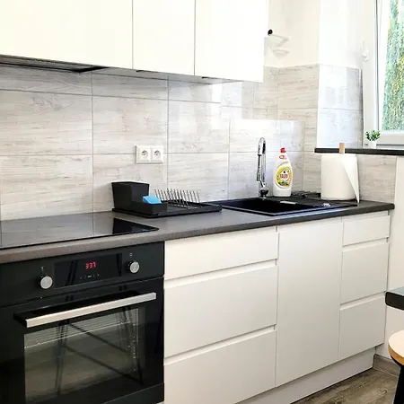 Apartman Great Life - Next To Metro Station